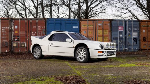 Ford RS200 by Ghia
