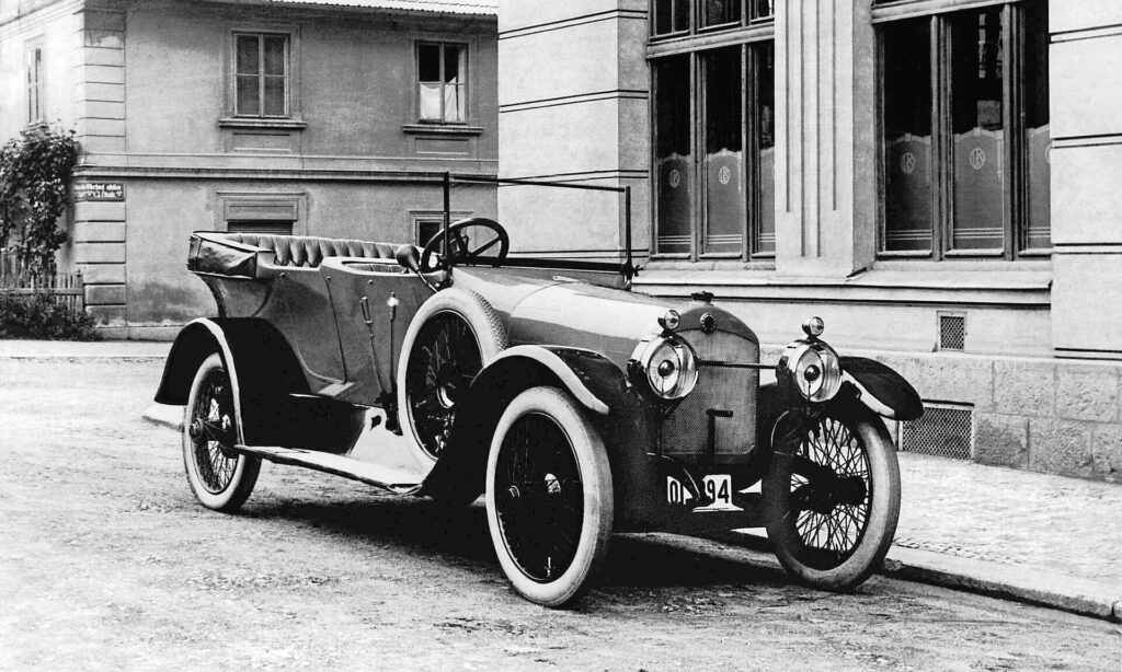 Okna, które widziały historię – podróż przez dzieje marki Škoda