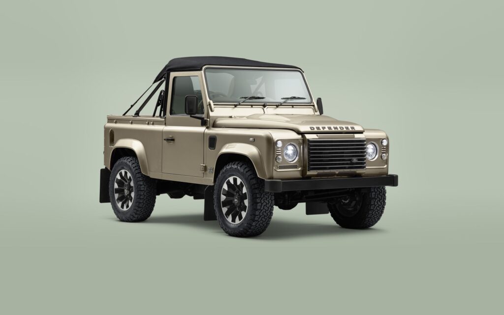 Land Rover Classic Defender V8 Soft Top