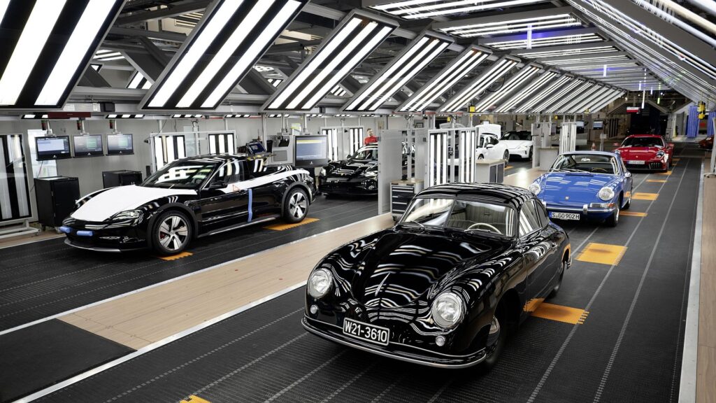 Porsche obchodzi 75 lat produkcji w Zuffenhausen