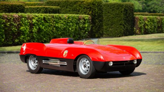 Abarth 207 A Spyder - unikat z duszą wyścigową i włoskim stylem