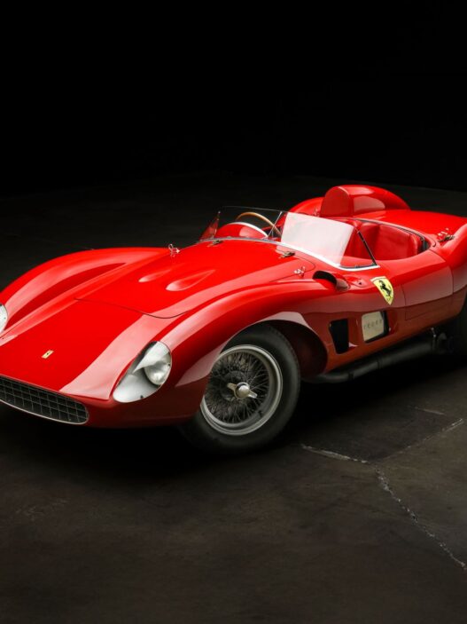 Ferrari 500 TRC - ikona stylu i triumfów motorsportu lat 50.