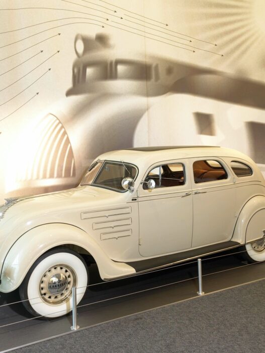 Chrysler świętuje 100 lat innowacji i motoryzacyjnej historii