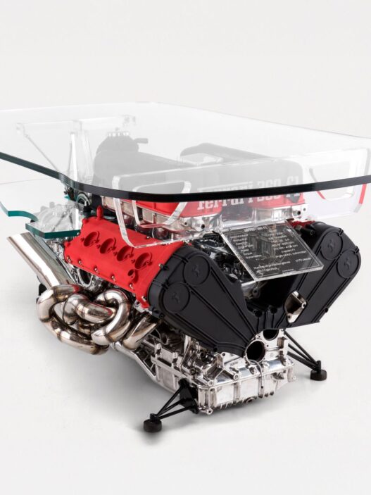 Ferrari w salonie - niezwykły stół z silnika V8