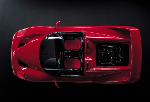 Ferrari F50 - 30 lat legendy, która znów ożywa na drogach Toskanii