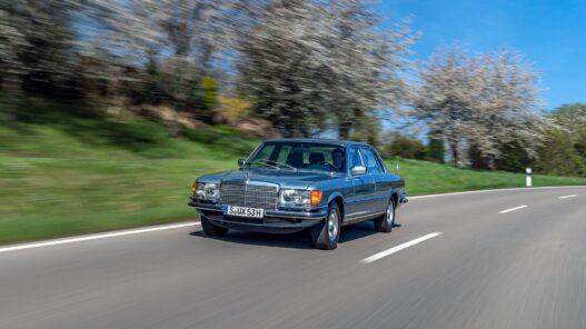 Mercedes-Benz 450 SEL 6