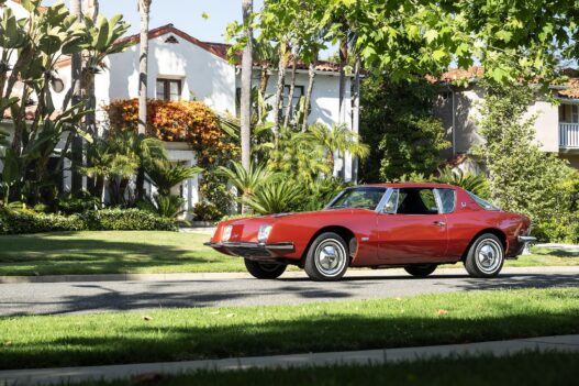Avanti R2 - kultowy model, który miał uratować markę Studebaker