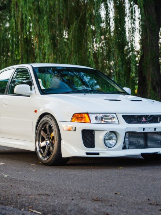 Mitsubishi Lancer Evolution V - legenda rajdów, ikona ulicy