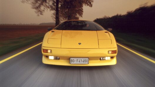 Lamborghini Diablo - 35 lat motoryzacyjnej legendy