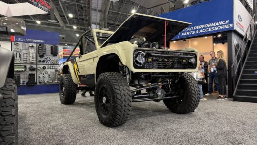 Ford Bronco ’68 po tuningu - połączenie klasycznej formy i nowoczesnych osiągów