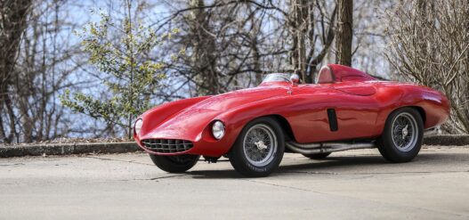 Ferrari 750 Monza - czterocylindrowa legenda z torów Europy i USA