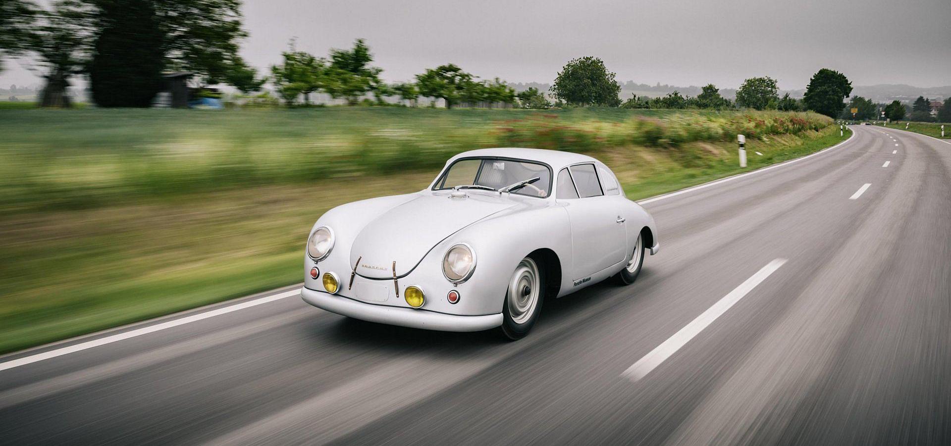 "Raceborn" - 75 lat motorsportu Porsche na Retro Classics 2026