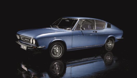 Elegancja w cieniu kryzysu - historia Audi 100 Coupé S w nowej publikacji
