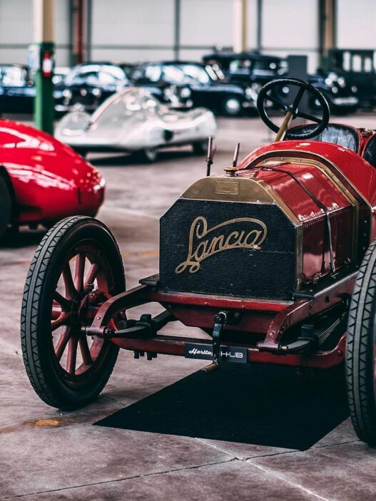 Heritage Hub w Turynie otwiera się szerzej dla miłośników klasycznej motoryzacji