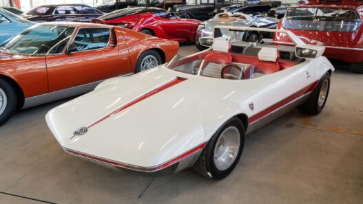 Ikony i prototypy - kolekcja ASI Bertone znów zachwyca w Turynie