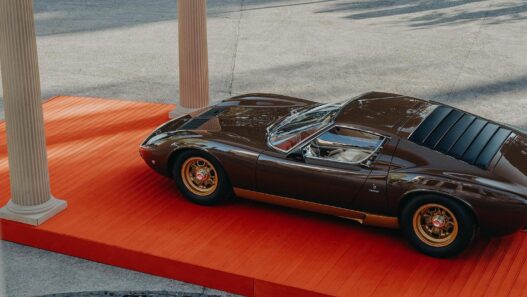 Sztuka restauracji - Lamborghini Miura SV przywrócona do życia przez Polo Storico