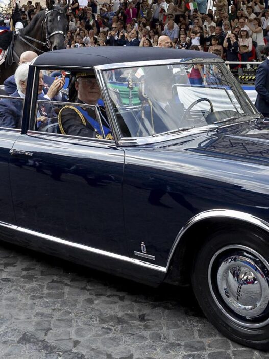 Lancia Flaminia i nowa Gamma - od prezydenckiej legendy do przyszłości marki