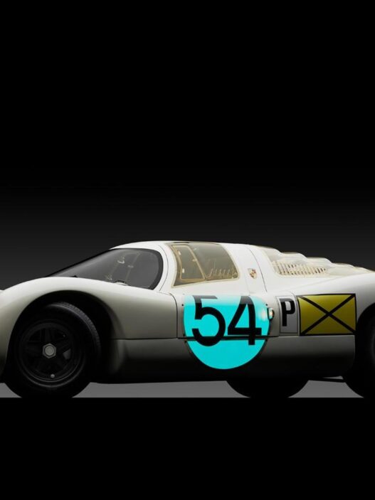 Porsche 907 Langheck - zwycięzca Daytony 1968 trafi pod młotek w Pebble Beach