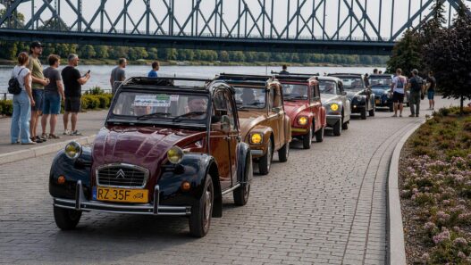 Łódź stolicą klasycznych Citroënów. XVIII Zlot Citroën Oldtimer Club Polska